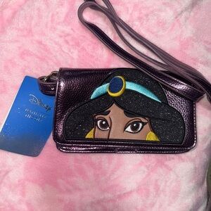 BNWT Danielle Nicole Disney Jasmine crossbody bag